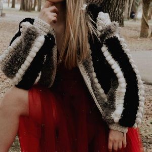 LE SWEATER HAND KNIT 1970s Vintage Sweater Jacket